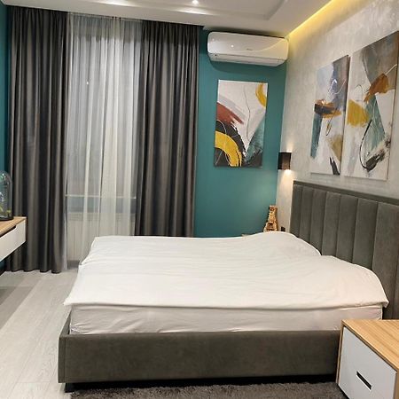 Luxury Modern Apartment In The Center Of Erevan Esterno foto