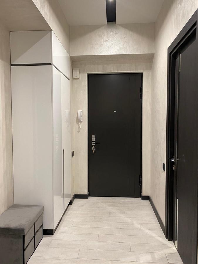 Luxury Modern Apartment In The Center Of Erevan Esterno foto